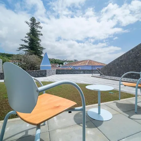Hotel Azores Book