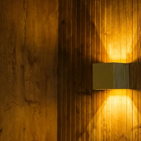 Hotel Azores Book 4*