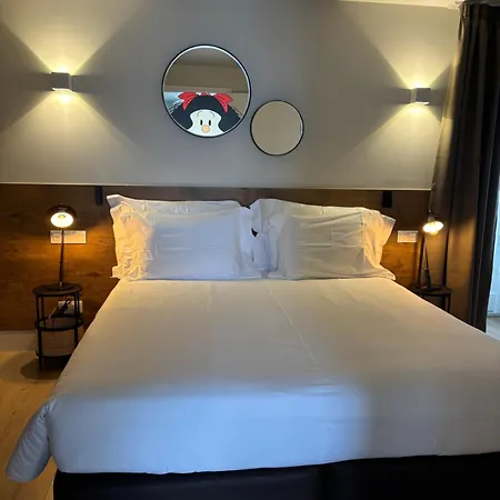 Azores Book 4* Angra do Heroísmo