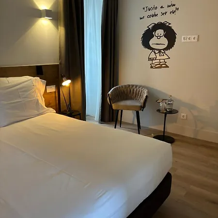 Hotel Azores Book