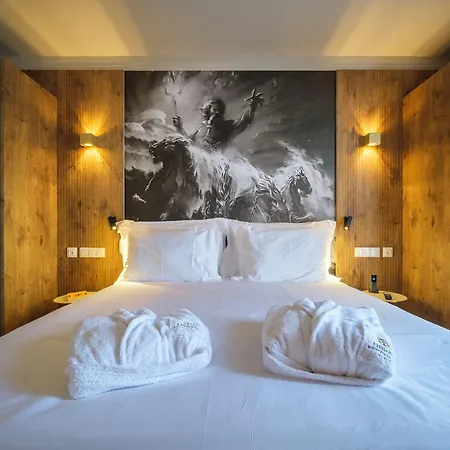 Azores Book 4* Angra do Heroísmo