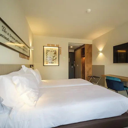 Azores Book Angra do Heroísmo