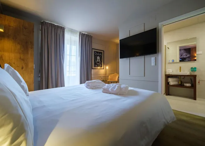 Azores Book Angra do Heroismo