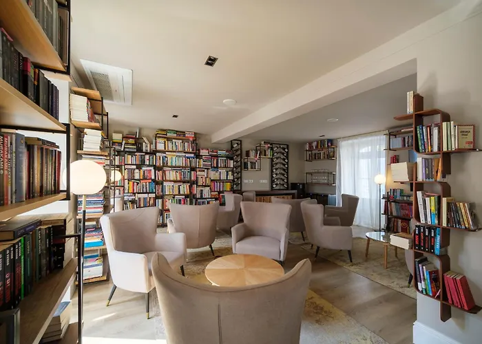 Azores Book Hotel 4*