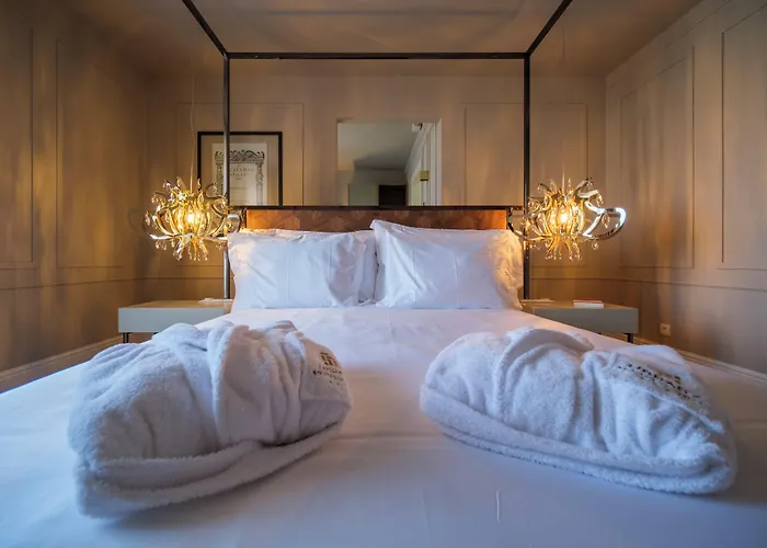 Azores Book Hotel 4*