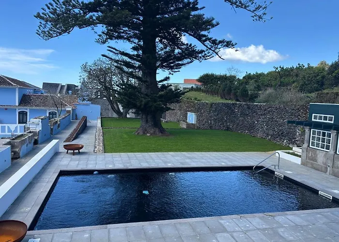 Azores Book 酒店 4*