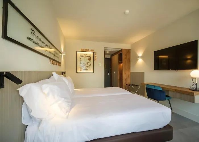 Azores Book Hotel 4*